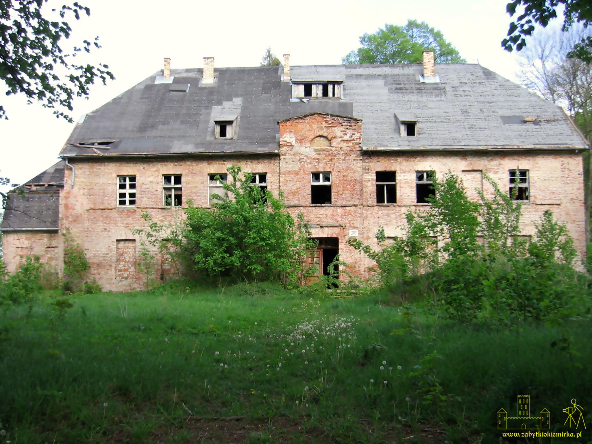 LASKI KOSZALIŃSKIE - PAŁAC