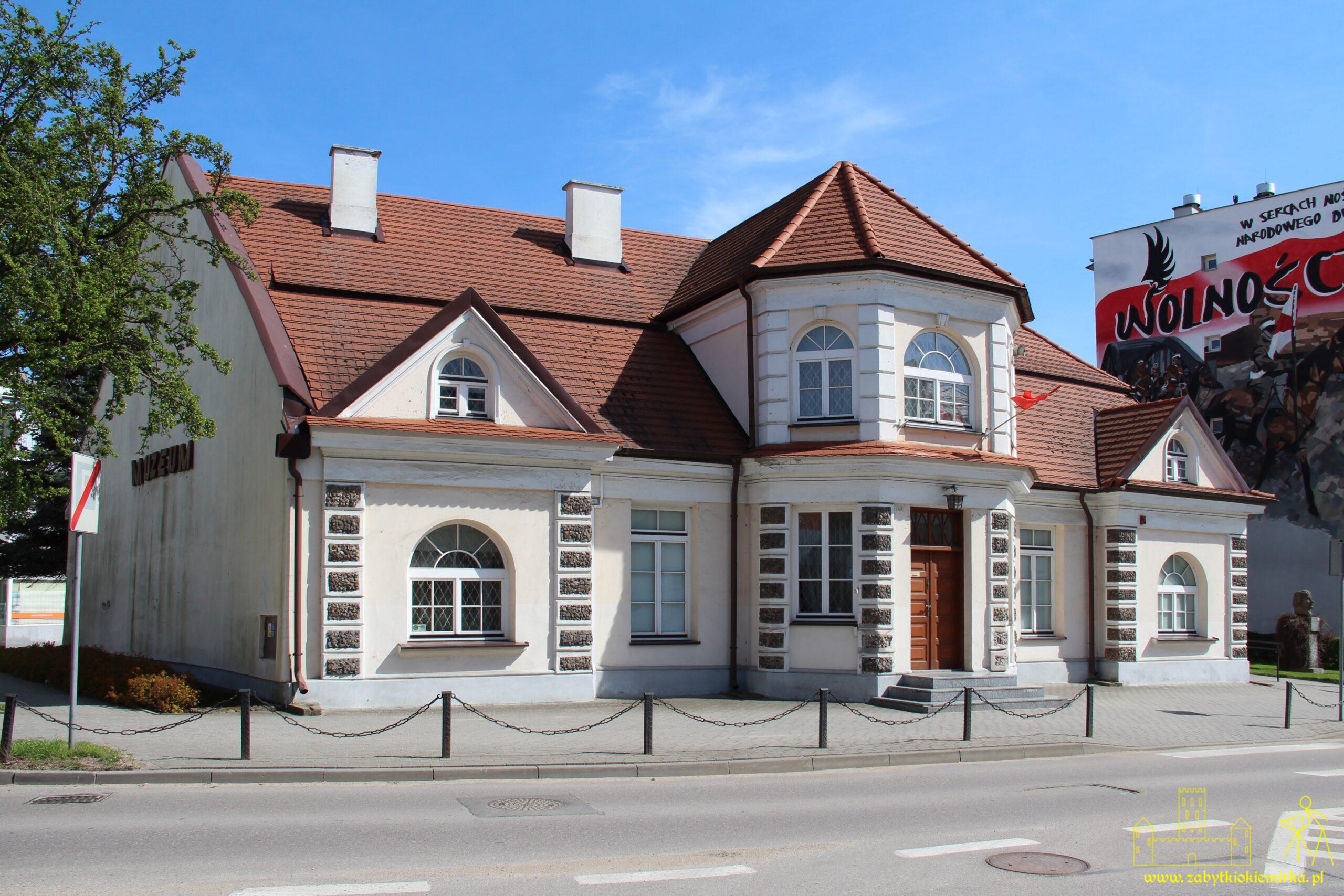 CIECHANÓW - BANK SPÓŁDZIELCZY