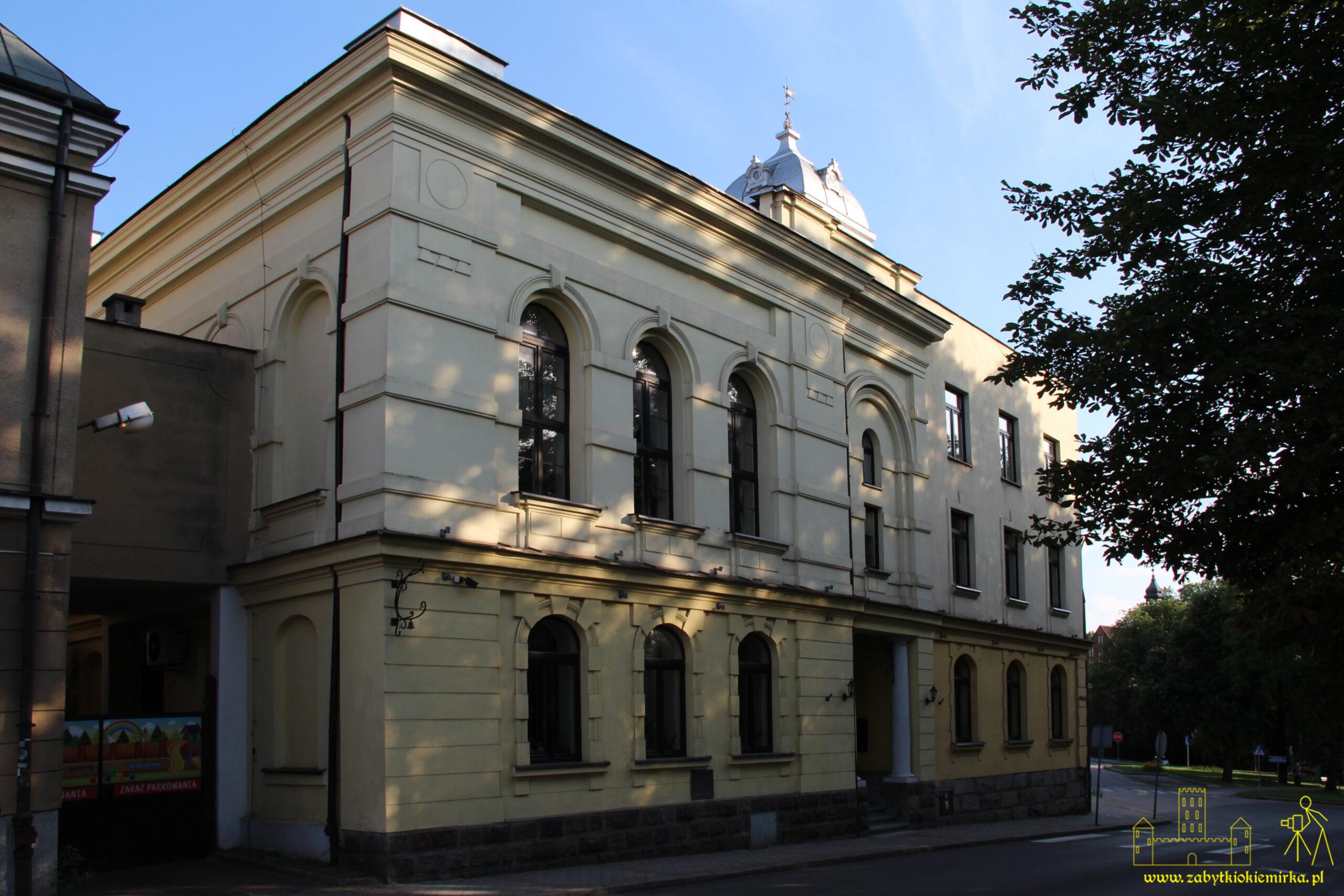 CIECHANÓW – KAMIENICA (3 MAJA 3)