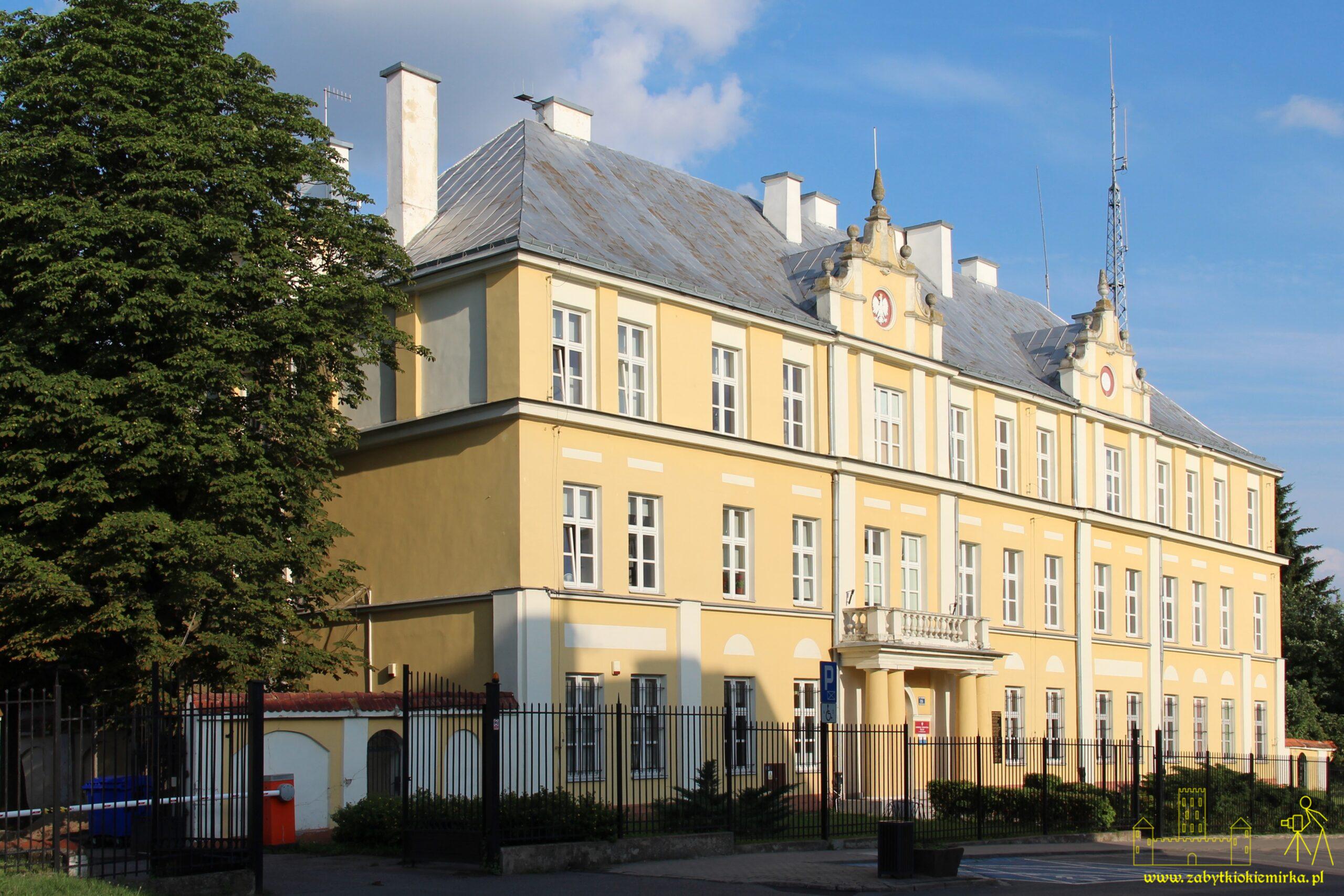 CIECHANÓW – STAROSTWO POWIATOWE