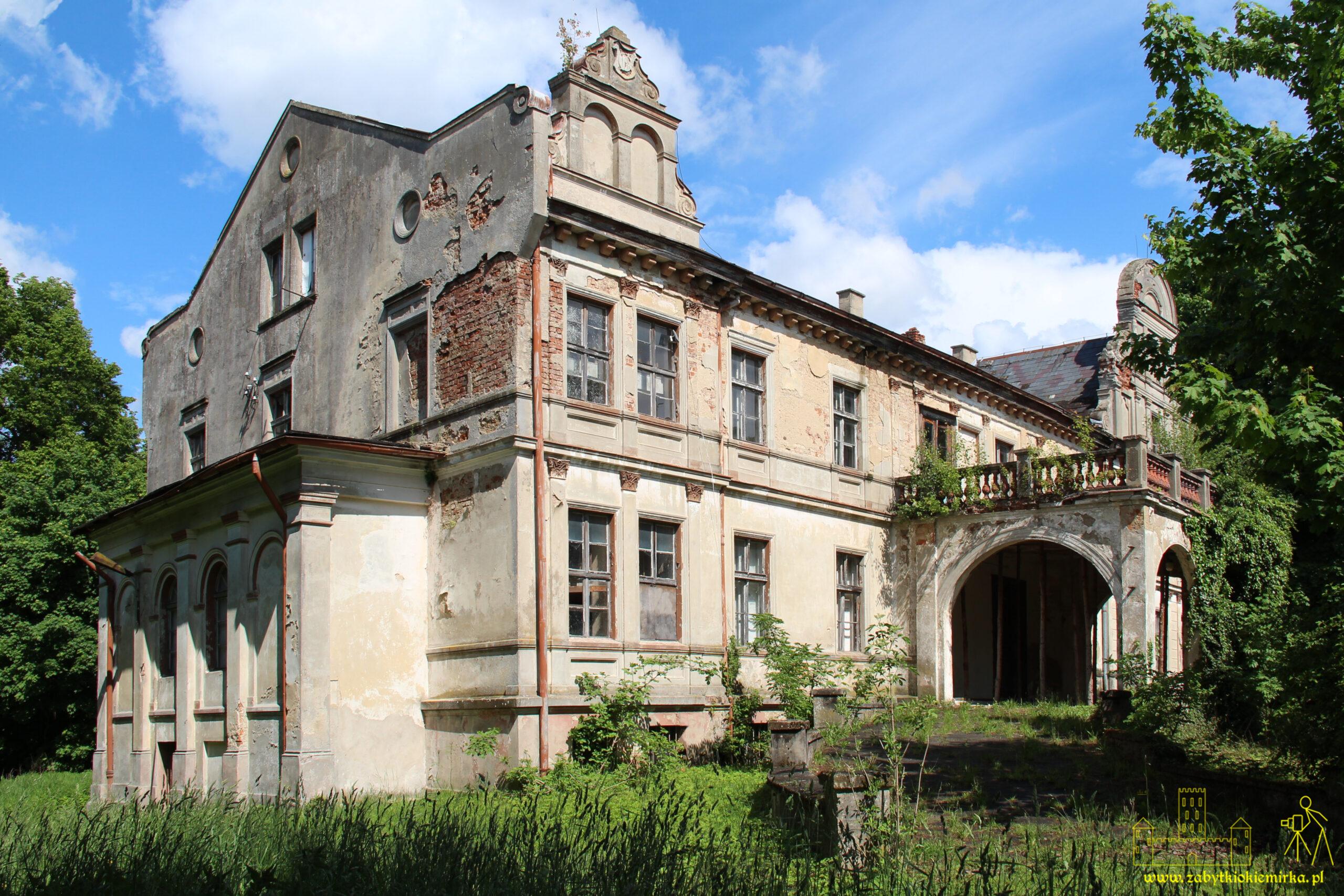 DALBOROWICE – PAŁAC