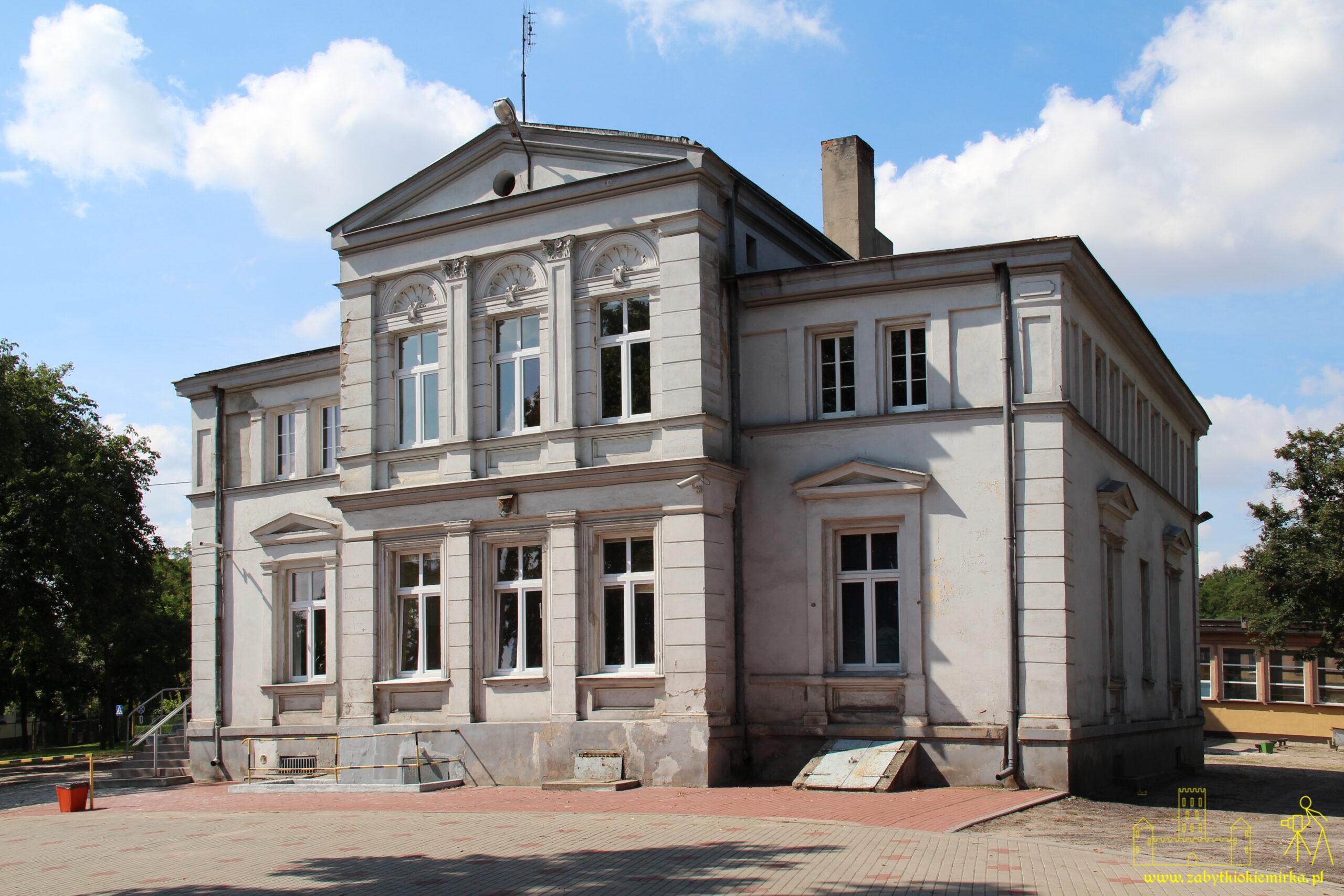 JANOWIEC WIELKOPOLSKI - PAŁAC