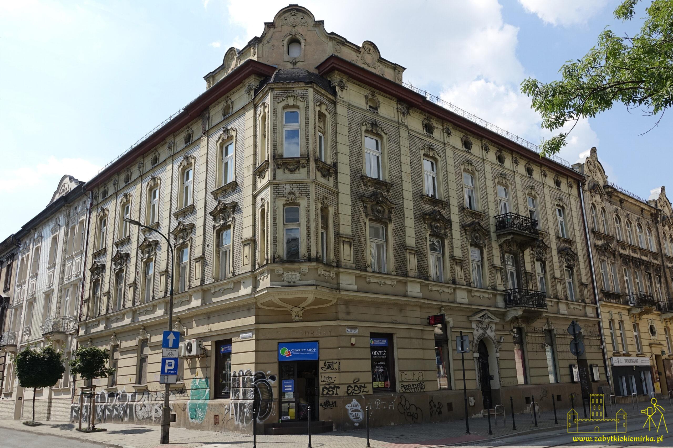 KRAKÓW – KAMIENICA (KARMELICKA 52)