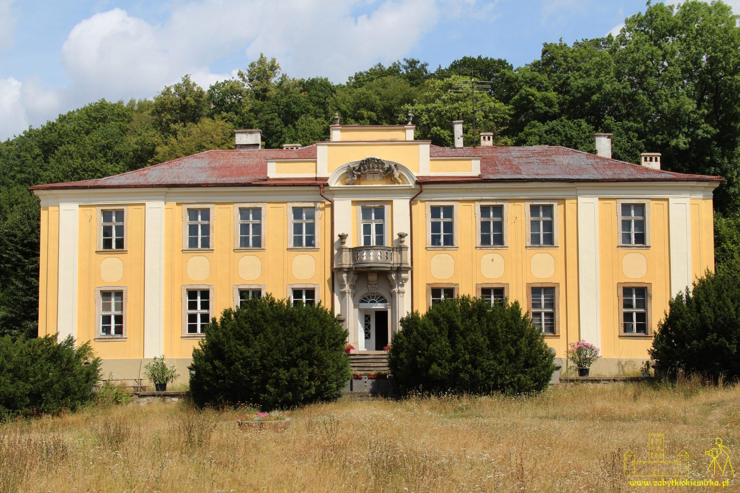 ŁUPKI - PAŁAC LENNO