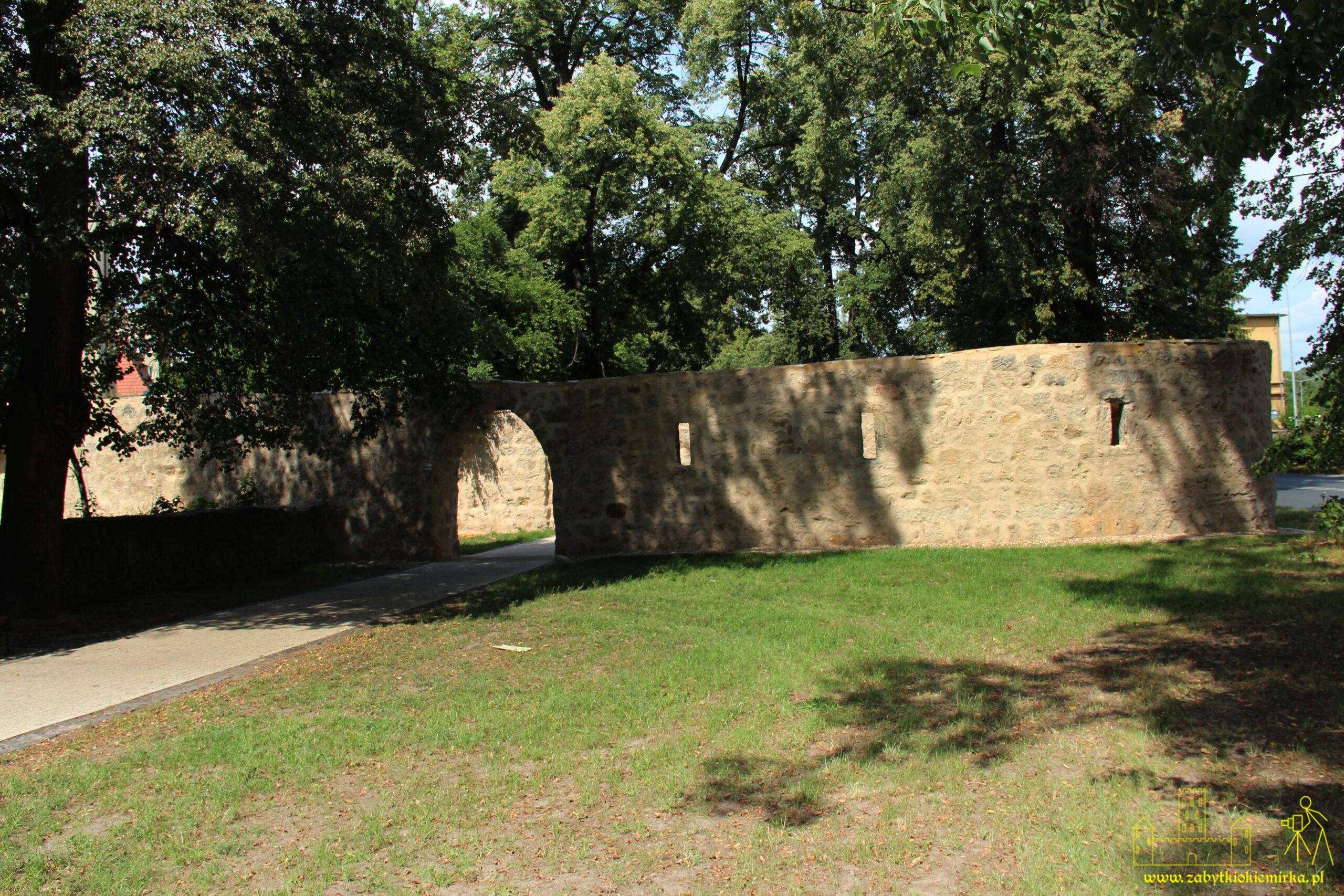 LWÓWEK ŚLĄSKI - BASTEJA ARCHONATTIEGO