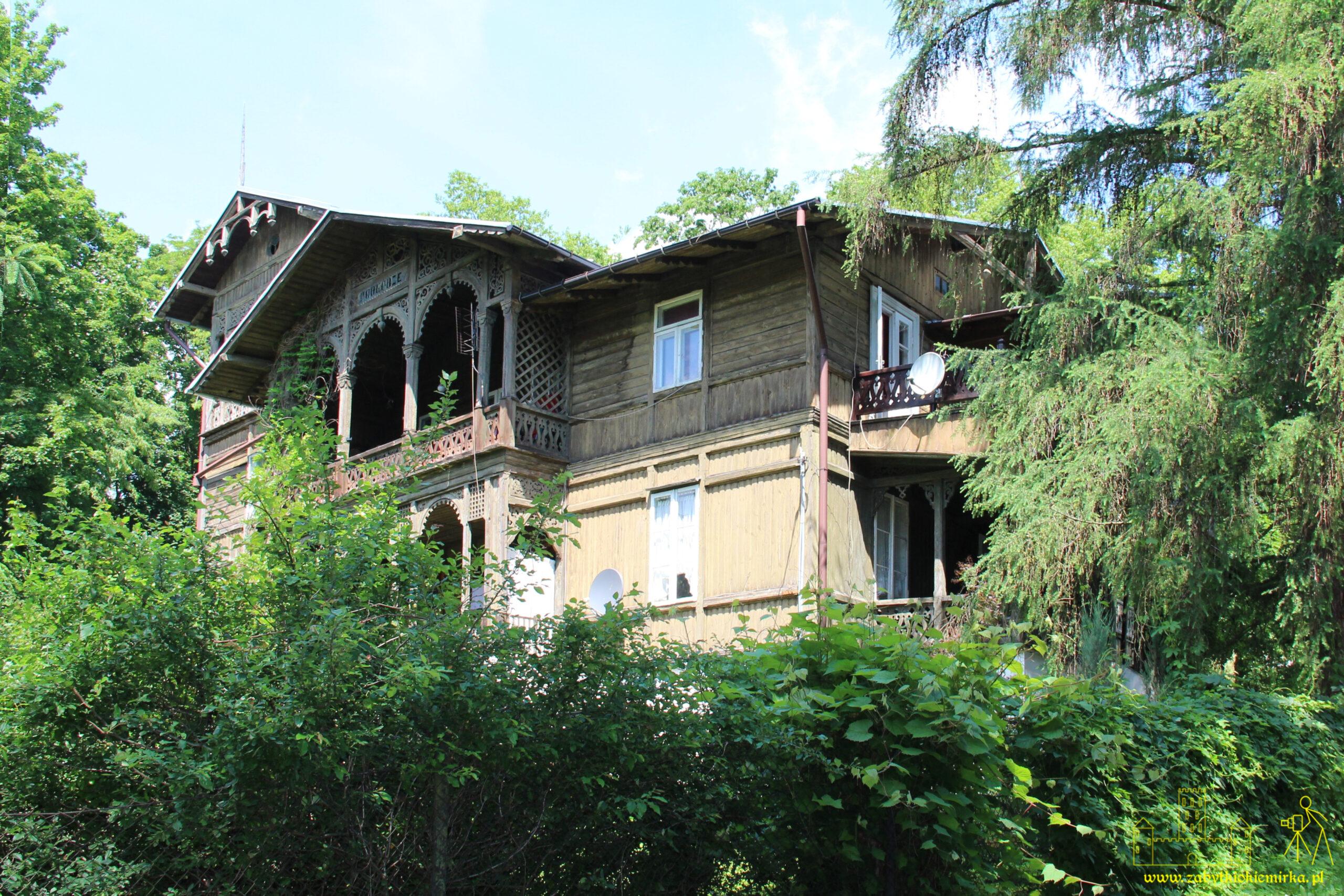 NAŁĘCZÓW – WILLA PODGÓRZE