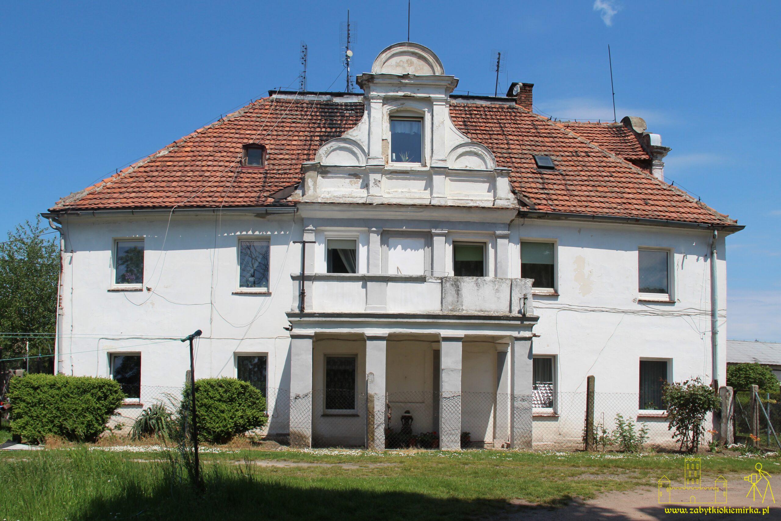 OLESZNA - DWÓR (ŚLĘŻNA 26)