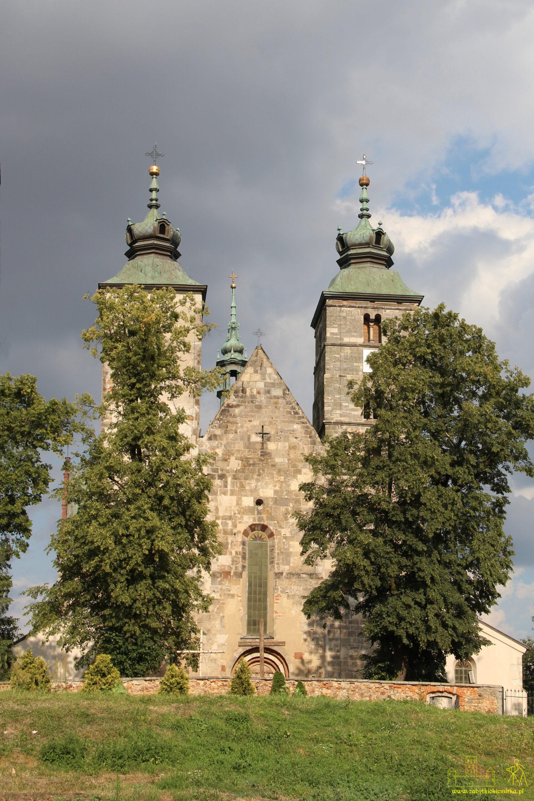 OPATÓW – KOŚCIÓŁ ŚW. MARCINA