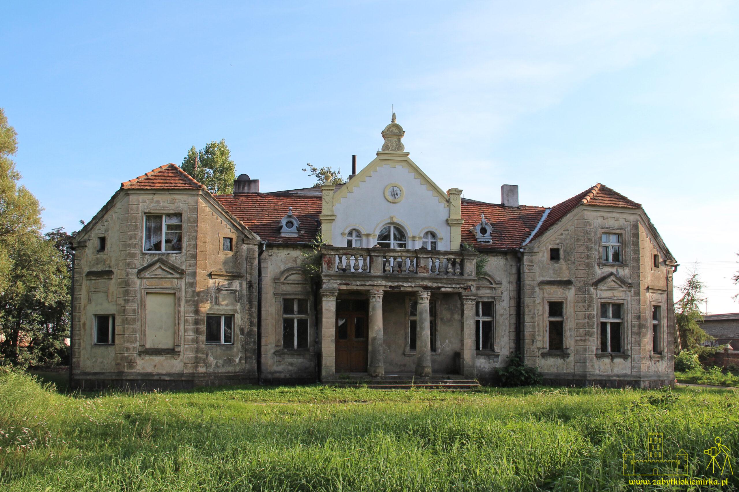 POPOWO-IGNACEWO – DWÓR