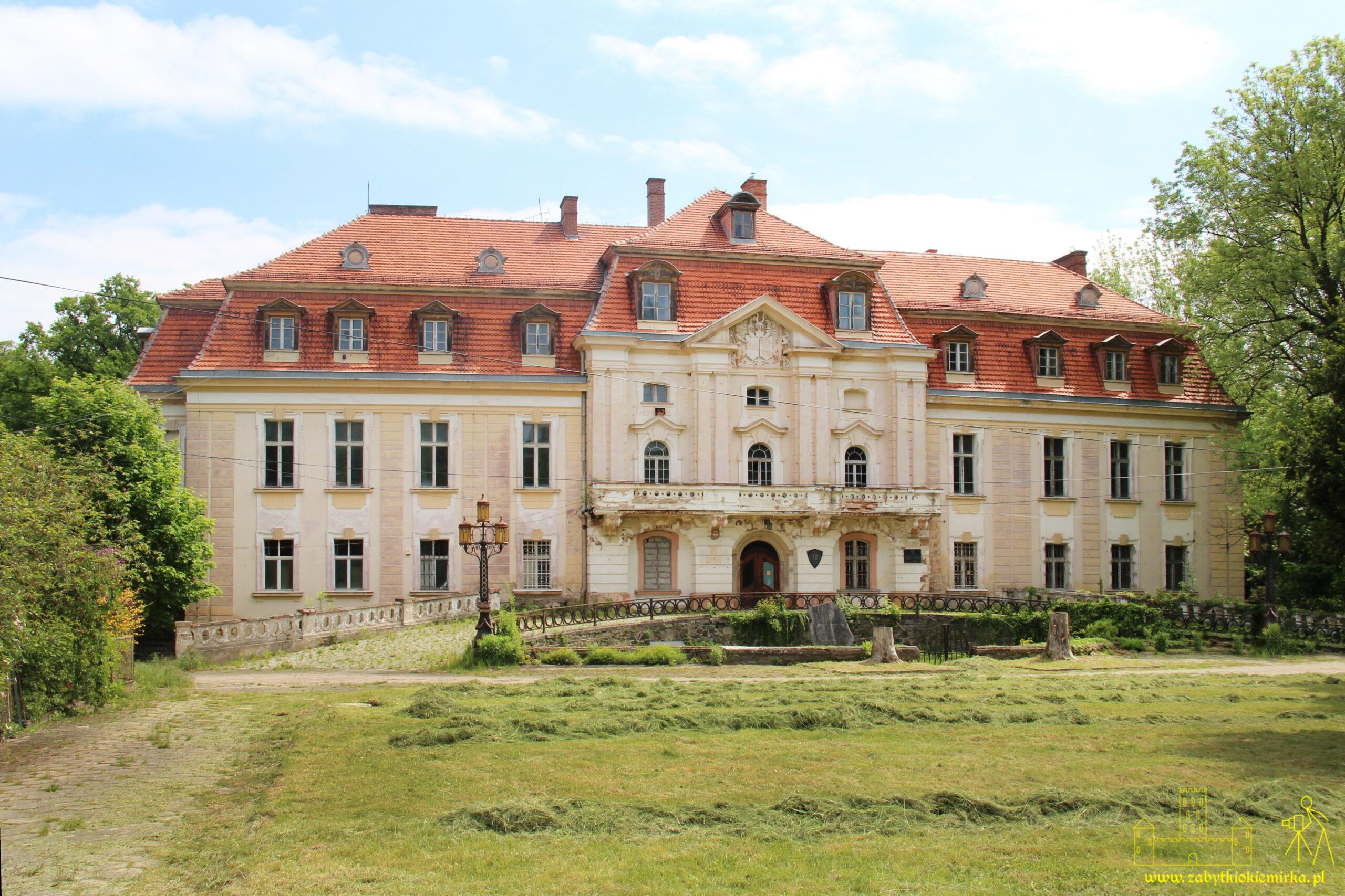 ROZTOCZNIK - PAŁAC