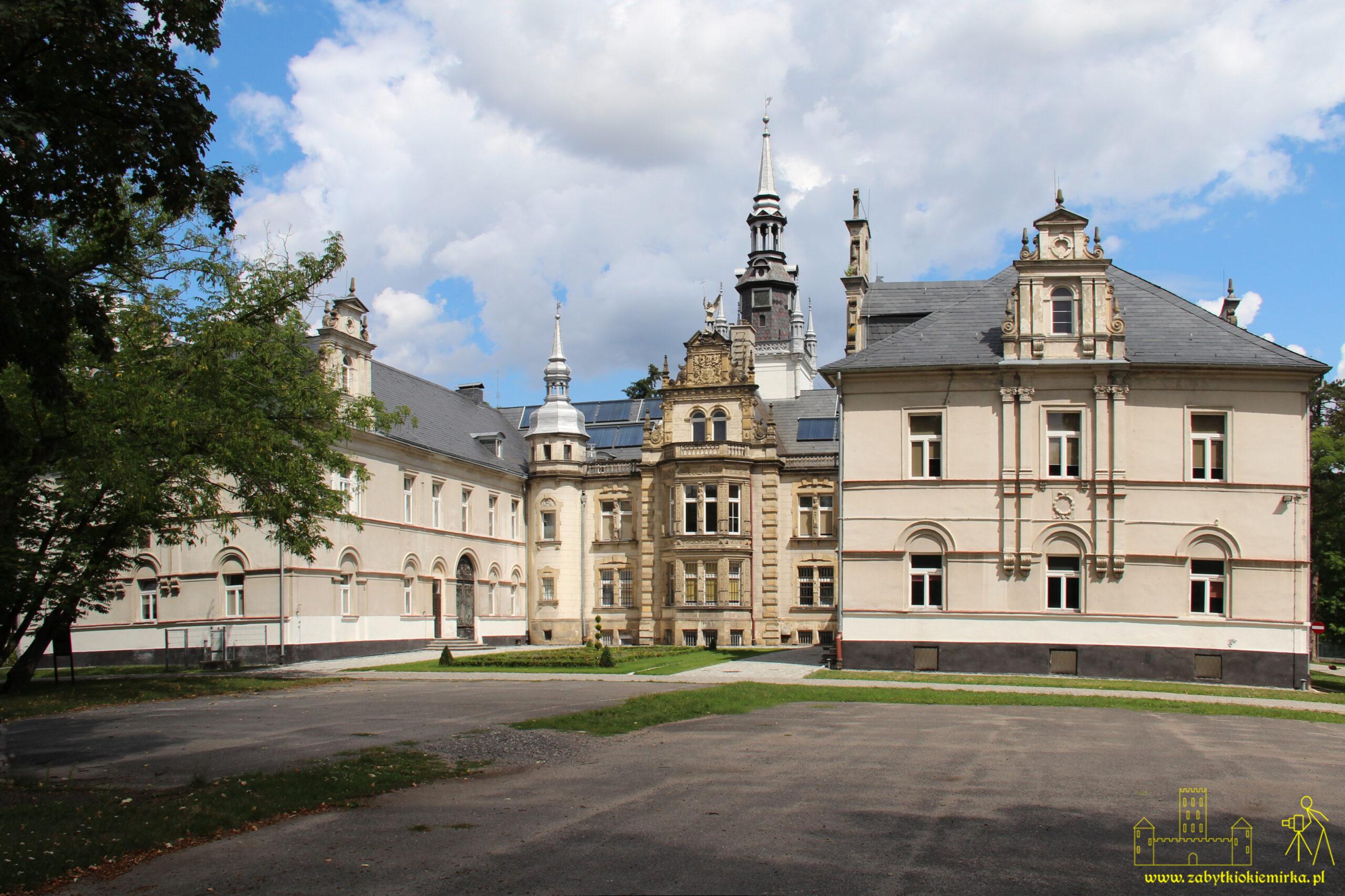 TUŁOWICE – PAŁAC