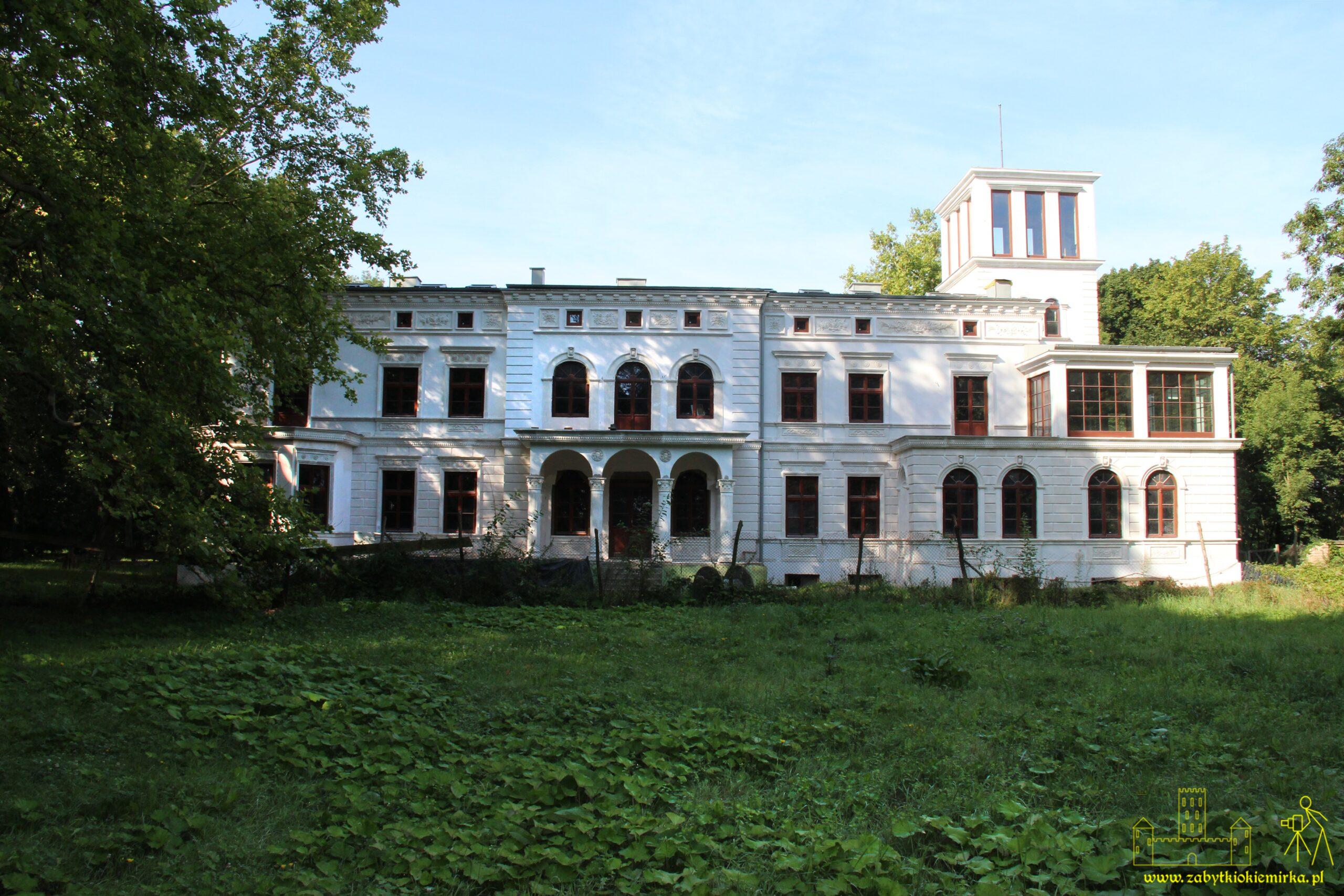 WIERZBICZANY - PAŁAC