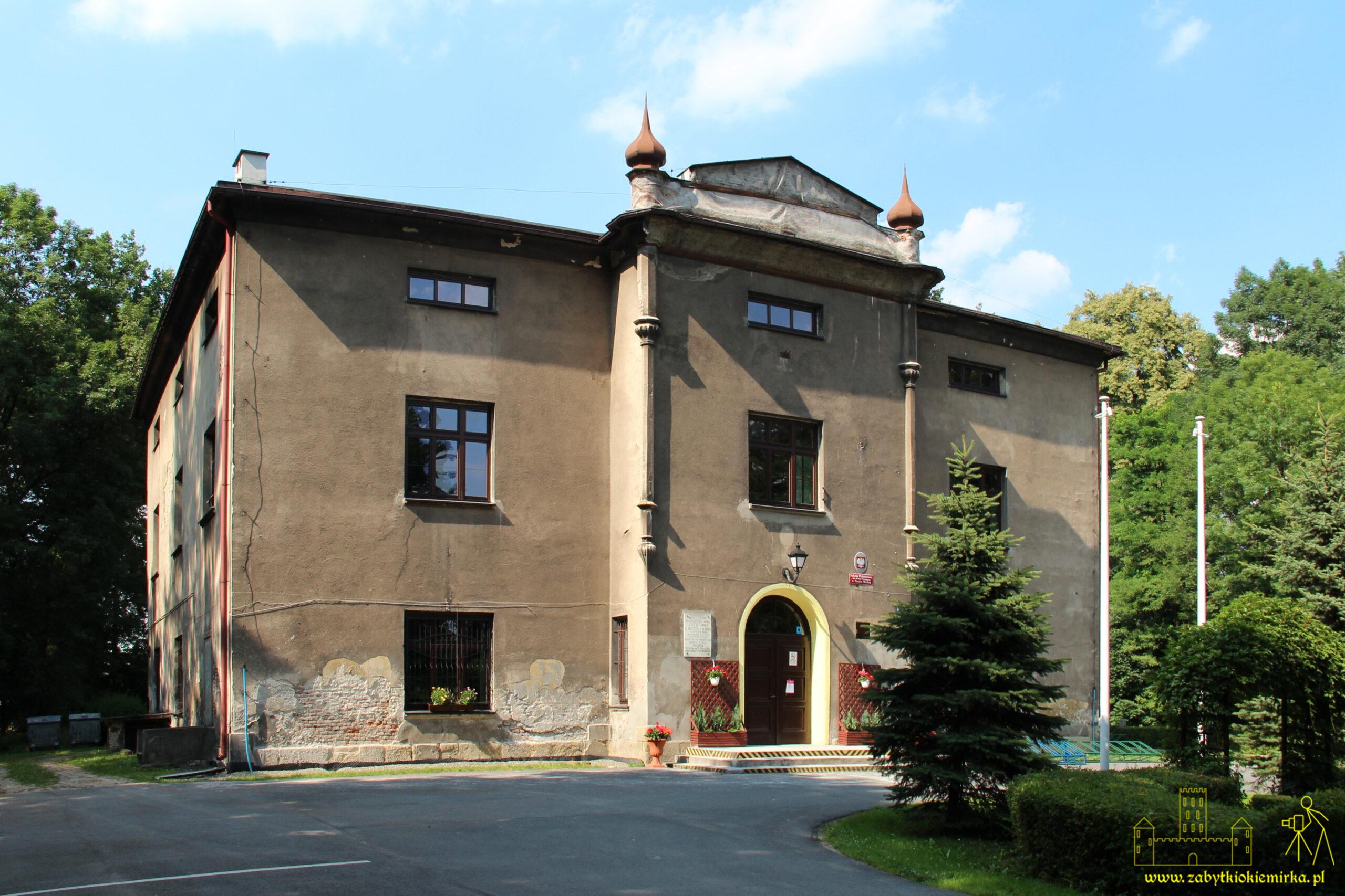 PORĘBA WIELKA – PAŁAC